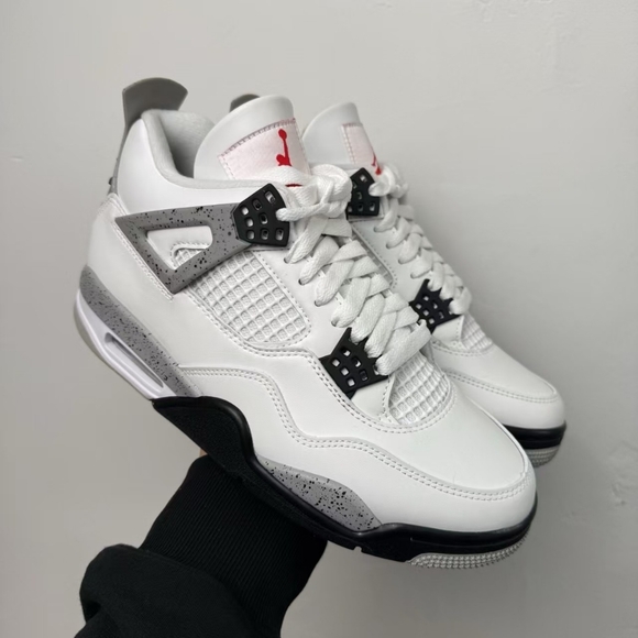🍻🍻Nike Air Jordan 4 Retro White Cement - Picture 1 of 7
